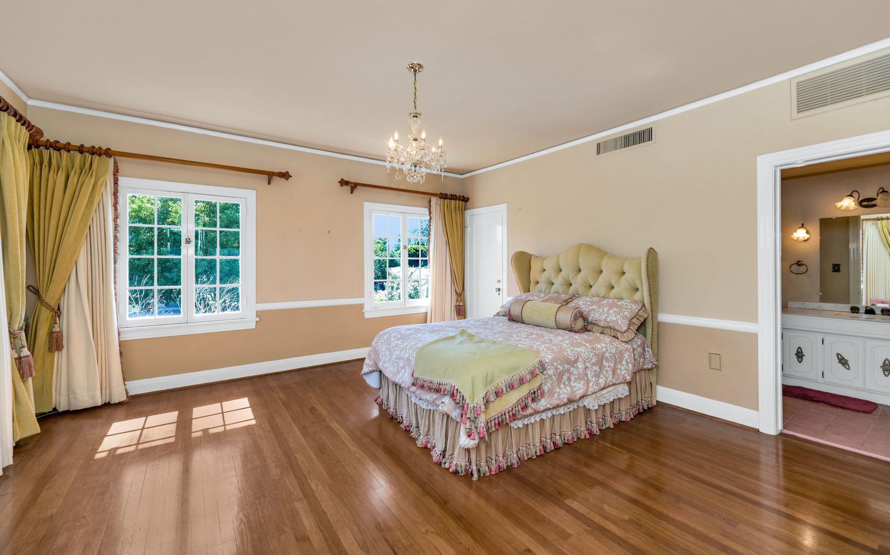 Guest bedroom with French doors